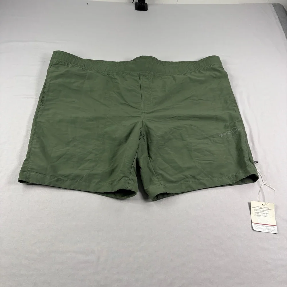 Eddie Bauer Shorts Men 2XL (Size 50) Green Amphib Hybrid Outdoor Relaxed Fit NEW